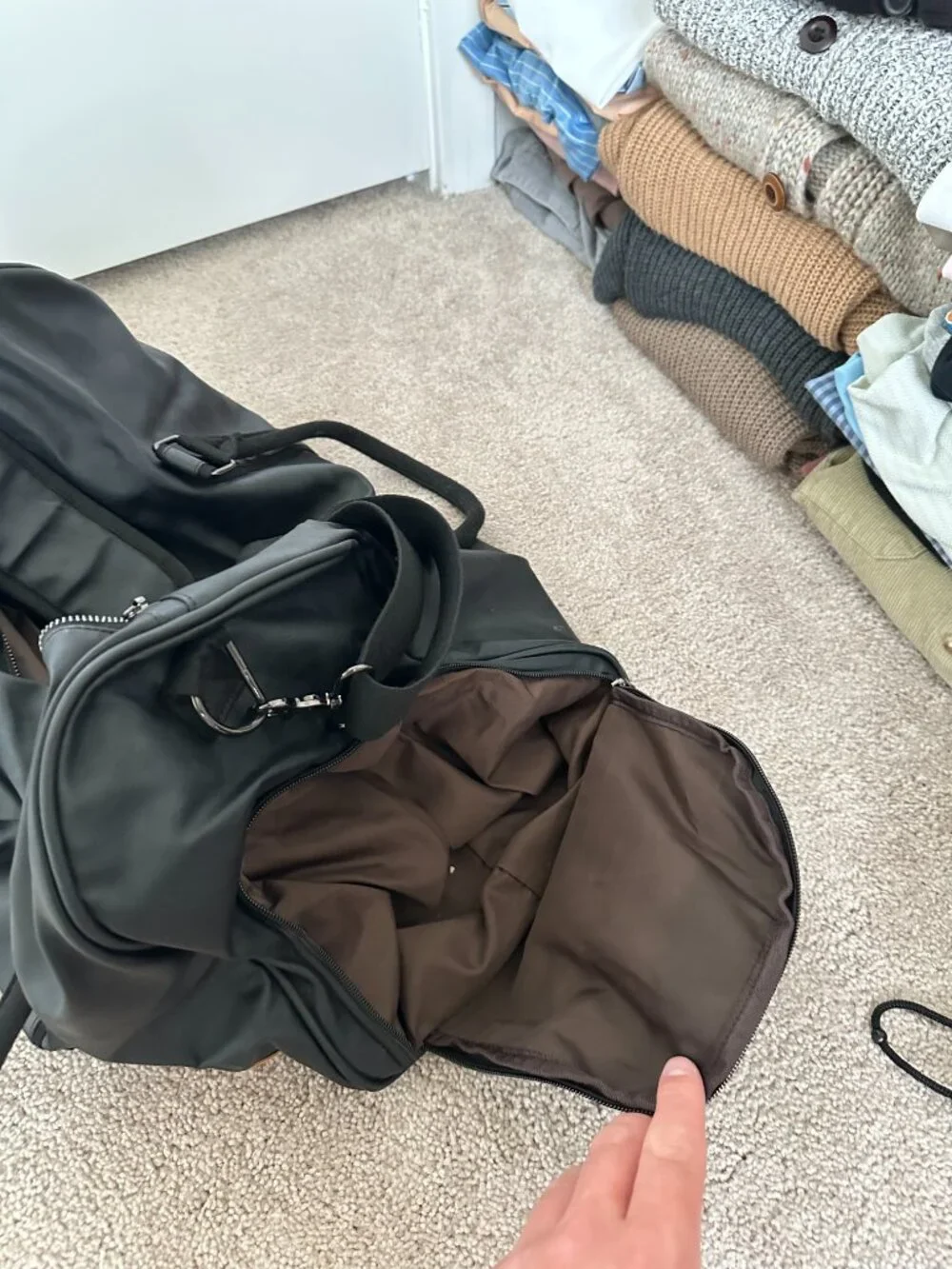 Black Travel Over Night Bag with Side Shoe Pocket